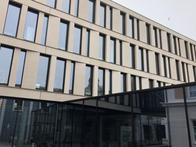 Sparkasse Kempten gestrahlt Oberfläche mit Sandstrahlgranulat PowerGrit